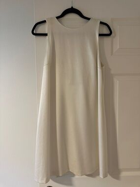 Alice + Olivia Cream Sleeveless Mini Shift Dress